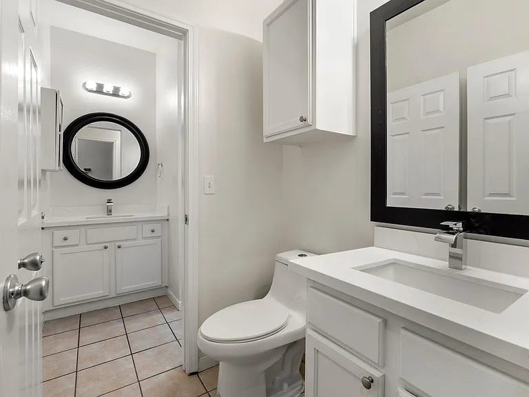 1908 Windy Park Dr — Photo 16