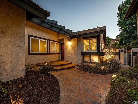 2nd image of 25929 Adolfo Ct