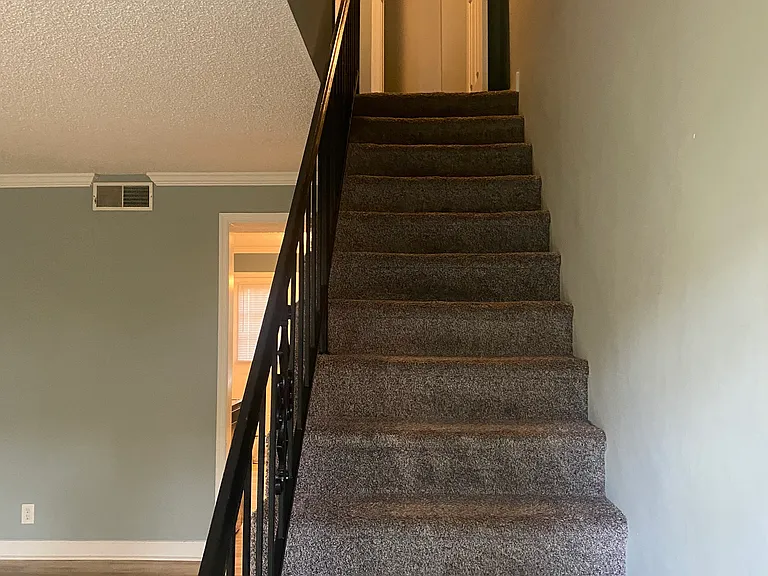 212 Blue Ridge Dr #9 — Photo 2