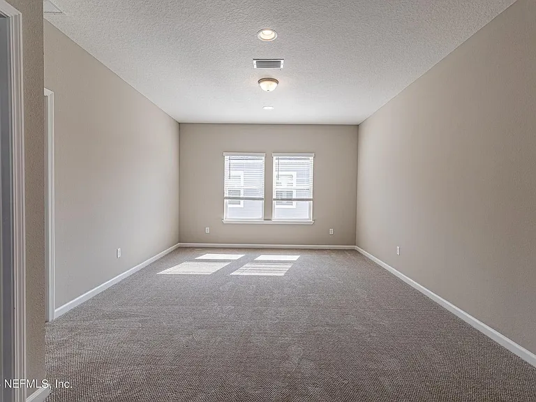 47 Goldcrest Way — Photo 7