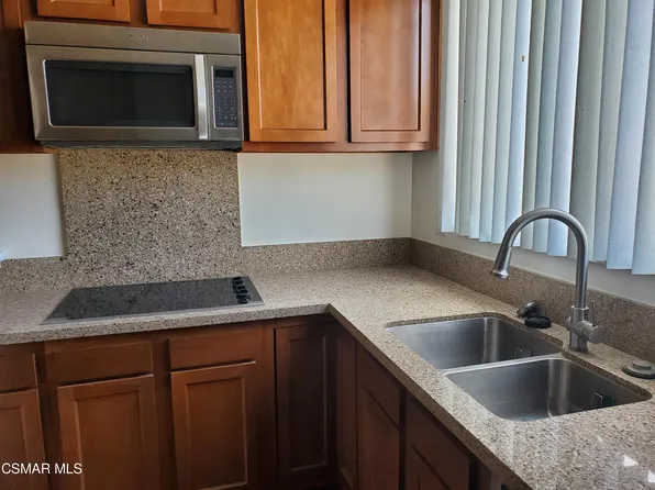 5429 Newcastle Ave APT 306, Encino, CA 91316