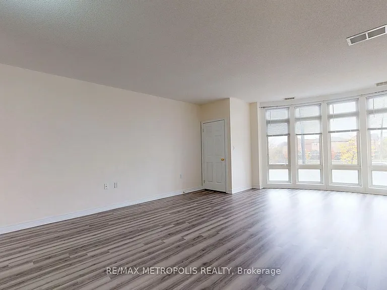 7340 Markham Rd #107 — Photo 7