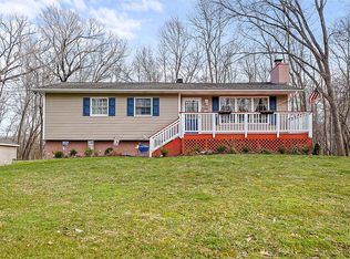 10 Julie Dr, Hopewell Junction, NY