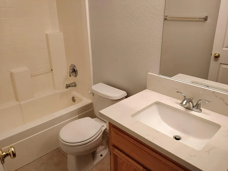 7001 Bolzano Way — Photo 5