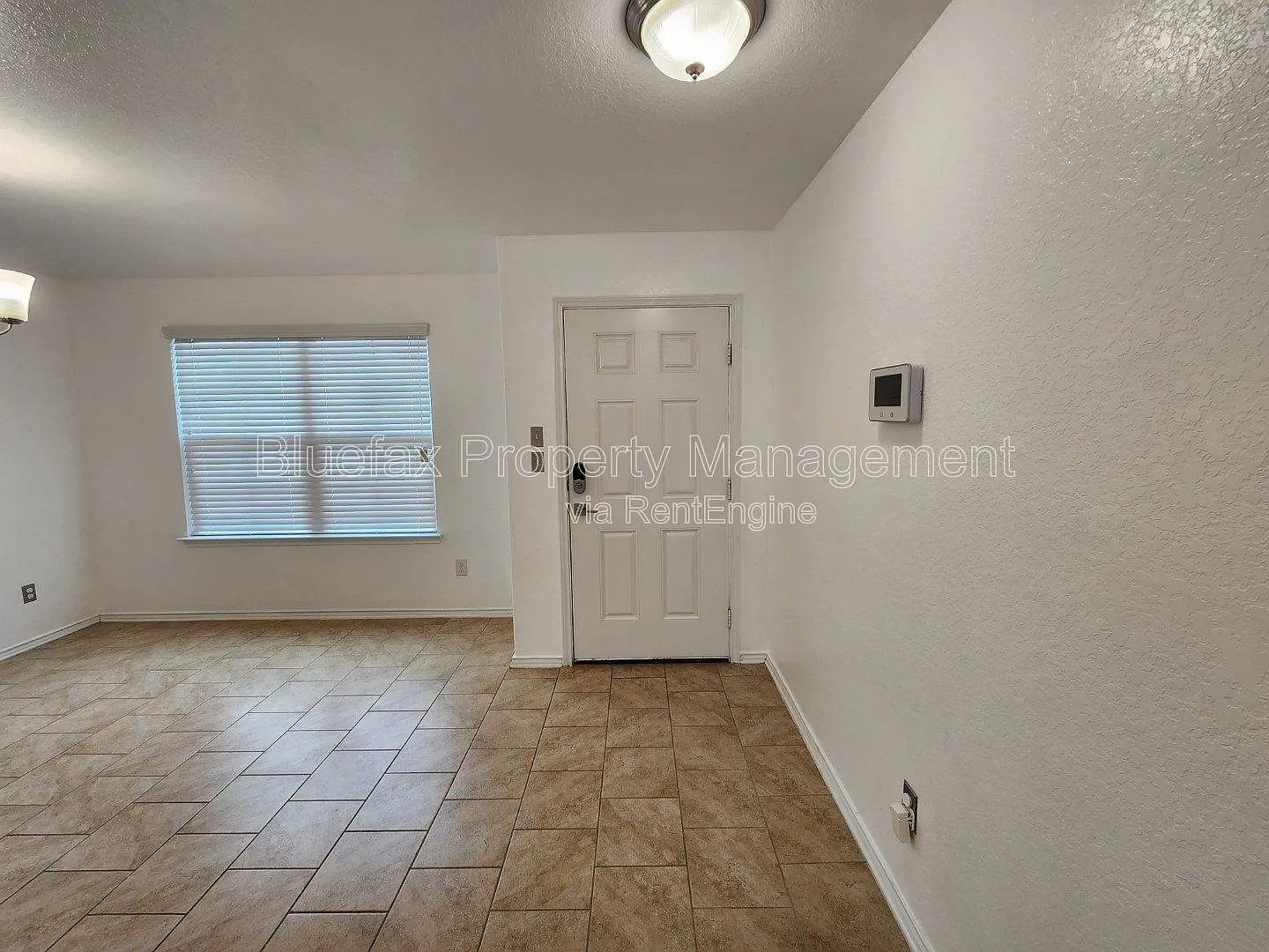 5 bed, 2.5 bath, 2544 sqft, $2,150 — Photo 4