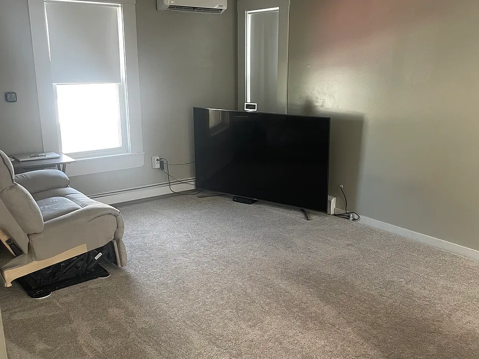 34 Madison St #2