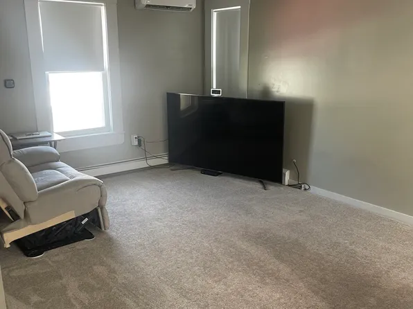 34 Madison St Floor 2, Taunton, MA 02780