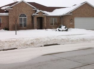 2404 Southerland Cir, Kaukauna, WI 54130