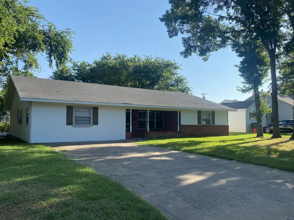 1818 W Cedar St, Durant, OK 74701