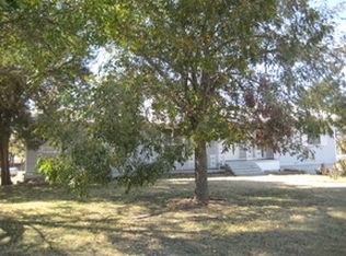 274 Brickyard Rd, West, TX 76691