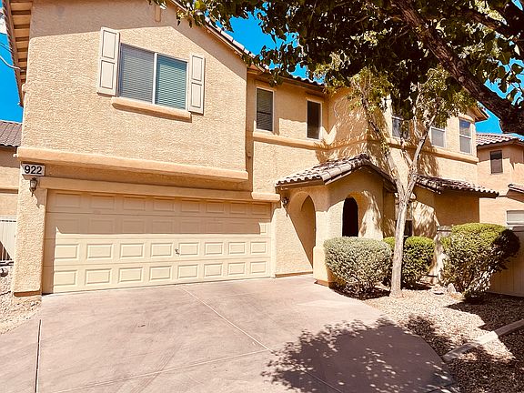 2nd image of 922 Monte De Oro Ave