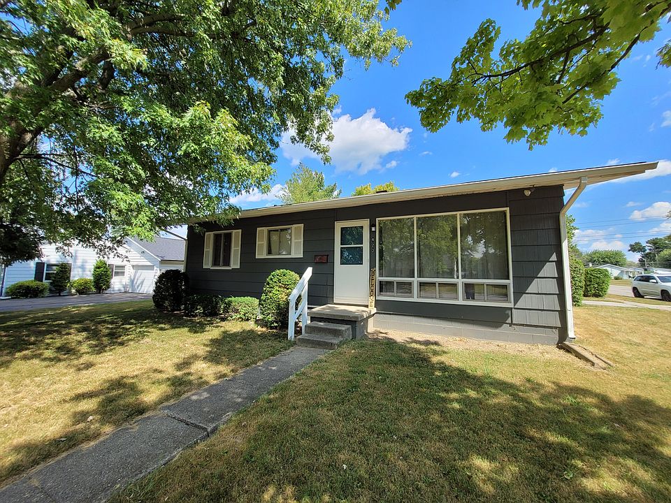 1st image of 422 Wellington Blvd