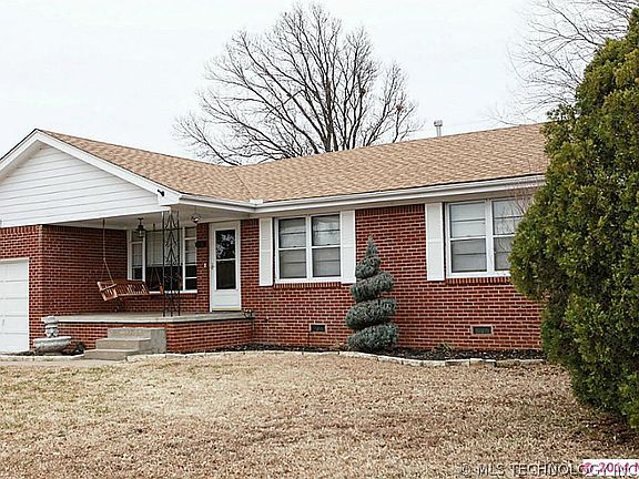 3rd image of 445 S 75th East Ave