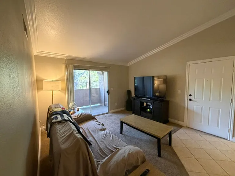 1150 N Buffalo Dr #2082 — Photo 5