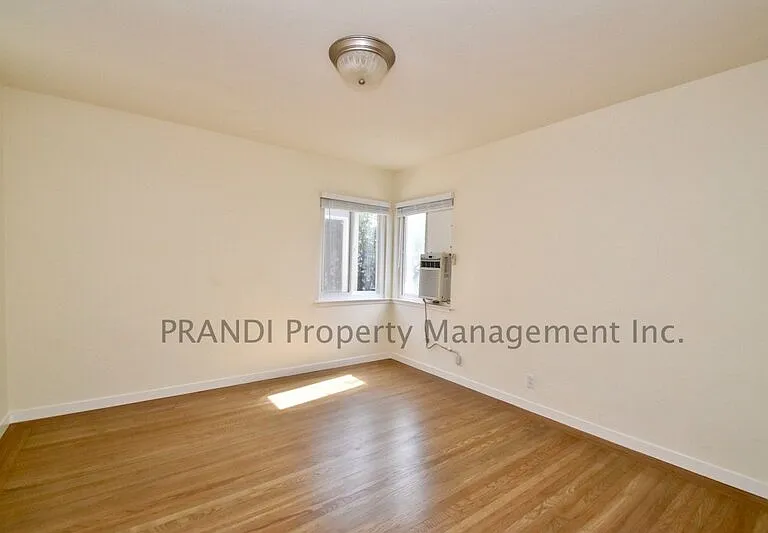 1504 Vallejo Ave #2 — Photo 6