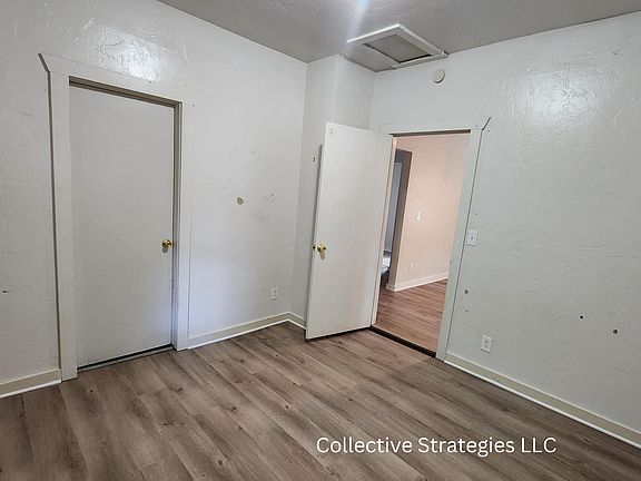 600 SE 21st Bedroom 1