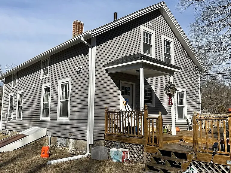 871 Main St — Photo 2