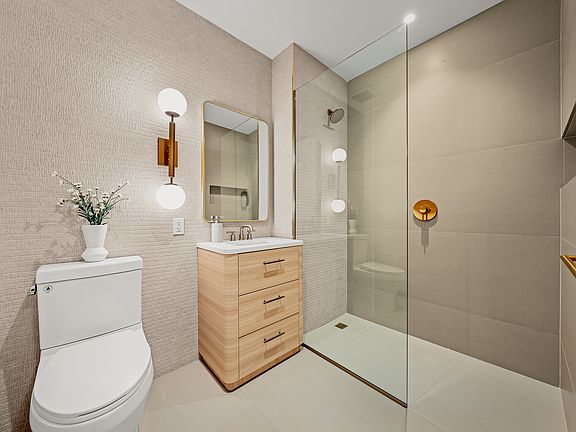 4th image of 540 Atlantic Ave #415