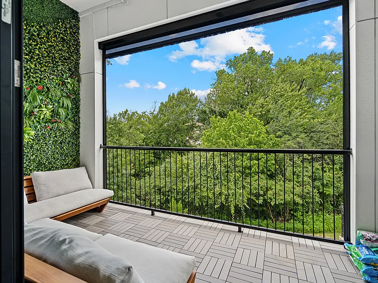 2157 Wenge Ln — Photo 16