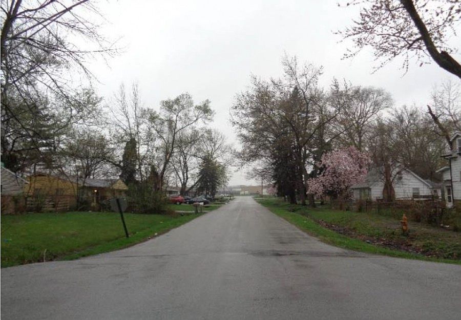 2nd image of 16616 Sawyer Ave