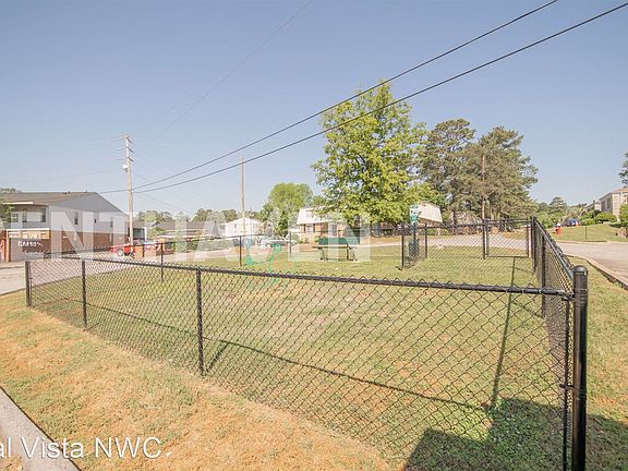 5th image of 4427 Blossom St #10577305