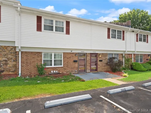 3042 Wooded Way, Jeffersonville, IN 47130