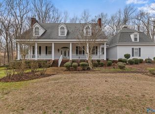 71 Windsor Dr, Russellville, AL 35653