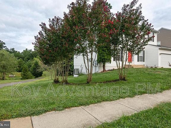 3rd image of 5358 Gunston Hall Dr