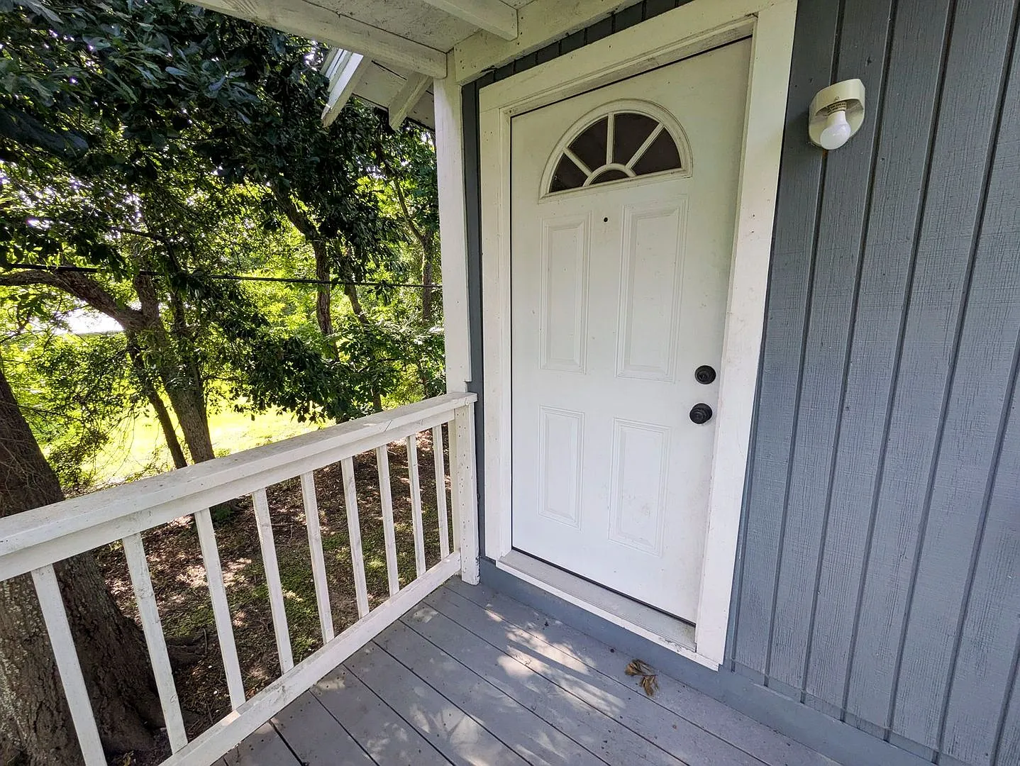 4111-4115 Congress-For Sale (Jana) — Photo 2