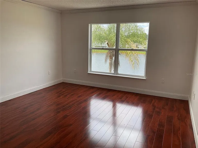 10318 Laxton St — Photo 12