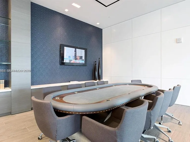 17111 Biscayne Blvd #408 — Photo 26