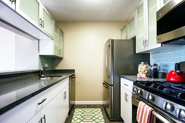 Rented by Bozzuto Management | media 28