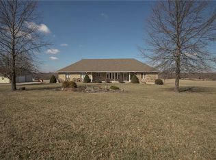 26516 S Freedom Rd, Harrisonville, MO 64701