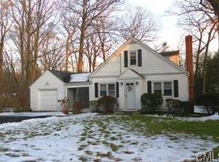 60 Old Sawmill Rd, Trumbull, CT 06611