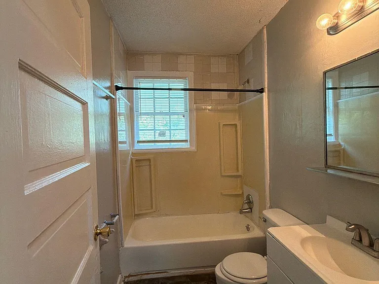 3323 Nolan St — Photo 12