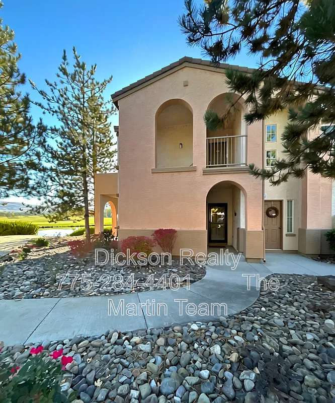 2 bed, 2.0 bath, 1330 sqft, $1,995 — Photo 1