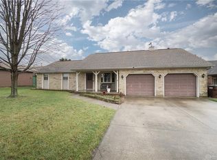 194 W Ellis Dr, Waynesville, OH 45068