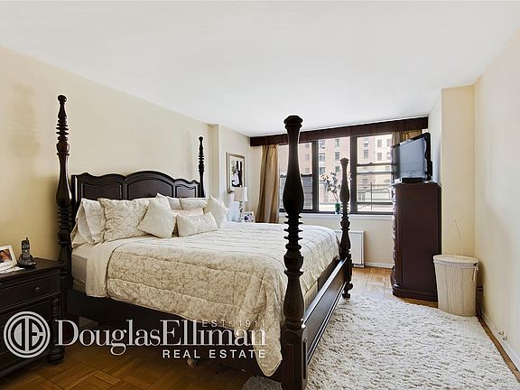 5th image of 420 E 51st St APT 9F