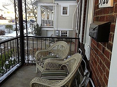 Screen porch