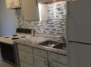 602 W Monroe St APT 3E, Bloomington, IL 61701