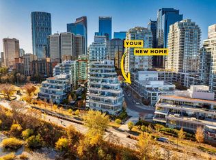 51 W Waterfront Mews SW #205, Calgary, AB T2P0X3