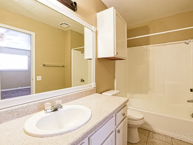 Parkside Townhomes — Photo 2