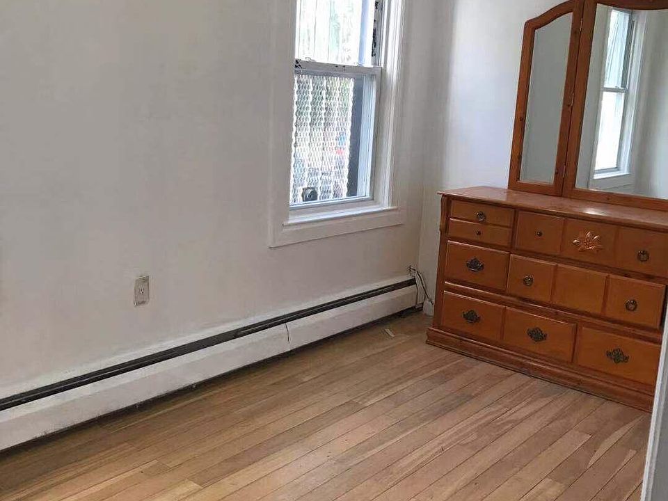 2nd image of 5101 102nd St