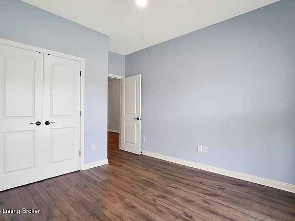 5th image of 2821 Alder Wood Ln