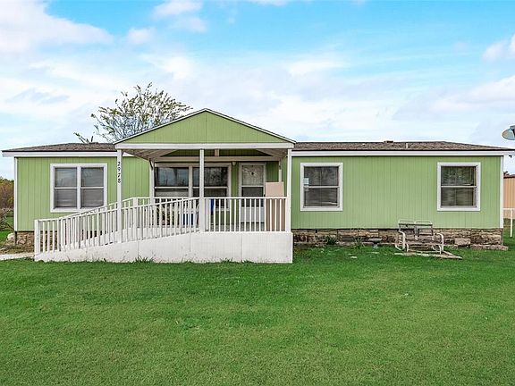 2nd image of 2978 County Road 4104