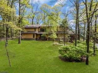 14 Beaver Brook Dr, Washington Twp., NJ 07853
