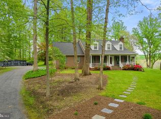 11286 Rosewood Ln, Marshall, VA 20115