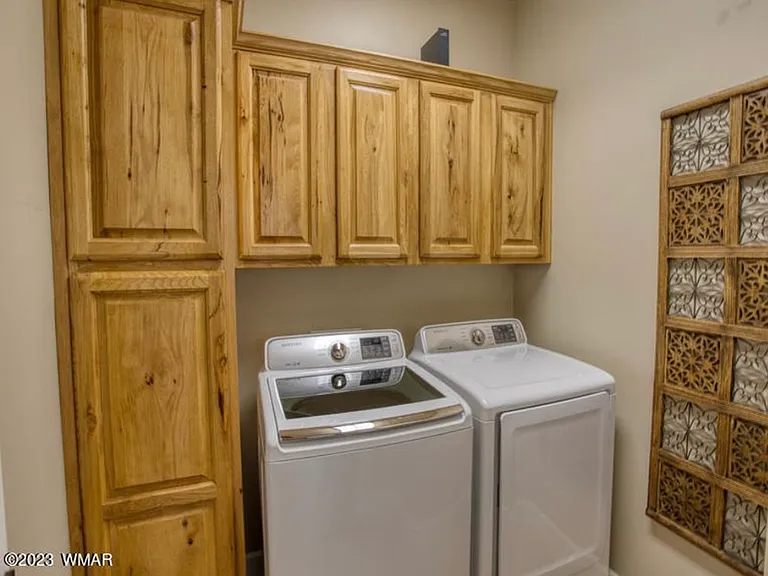 830 N 36th Dr #830 — Photo 12