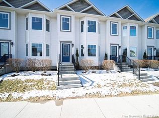 8 Cojo Ln, Fredericton, NB E3A7N5