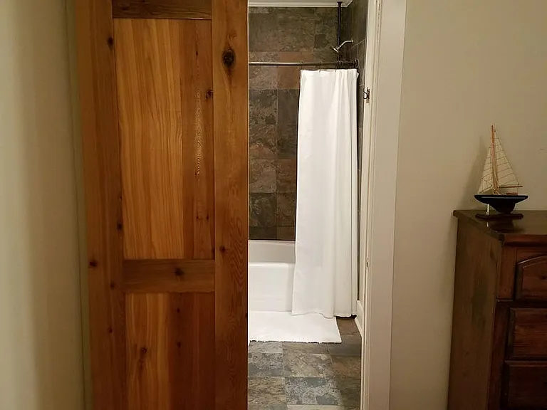 4045 Brookfield Dr — Photo 8